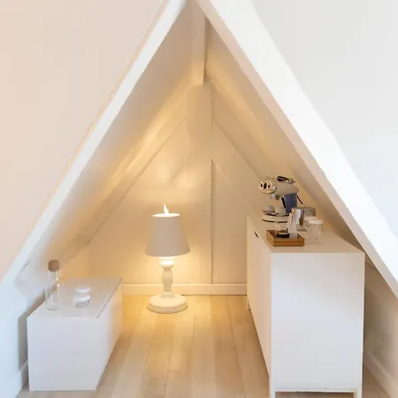 White 1921 3* Σαιν-Τροπέ