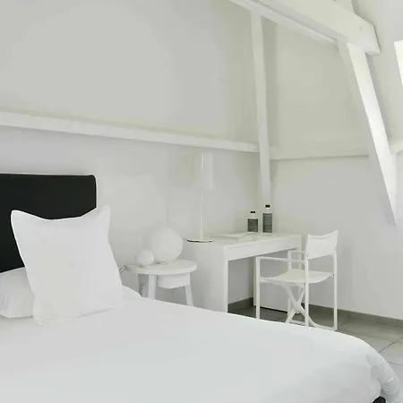 Hotel White 1921