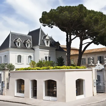 White 1921 Hotel