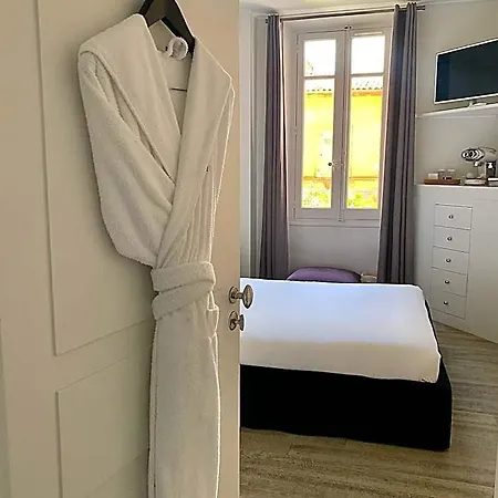 White 1921 Szálloda
