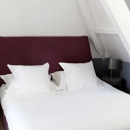 White 1921 Saint-Tropez