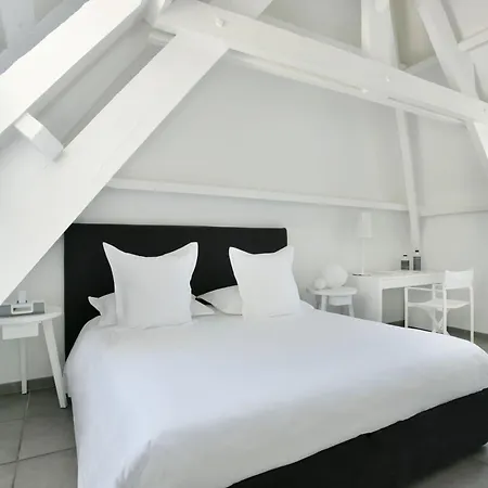 White 1921 Saint-Tropez