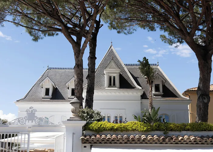 Готель White 1921 Сен-Тропе